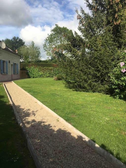 Cottage De Charme A La Campagne Aulnoy Exteriör bild